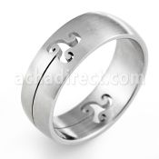 sr290 matte stainless steel cutting ring w cut out triskele