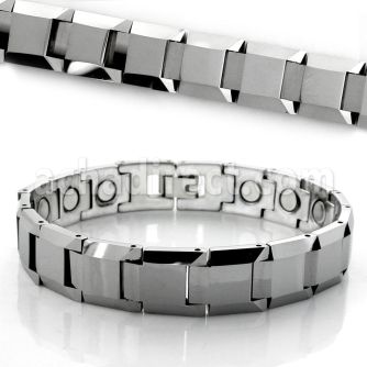 ub132 tungsten bracelet with interlocking links