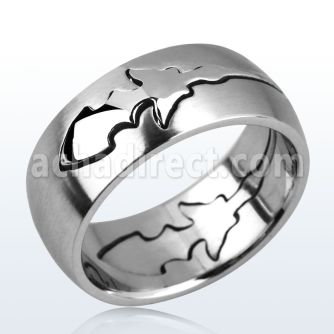 sr93 matte stainless steel gridded ring with cut out floral