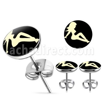 er203 par piercings oreja acero inoxidable logo chica mudflap blanca fondo negro 10mm mayorista