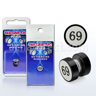 pkmp48 plug falso magnetico acero quirurgico anodizado negro logo 69 8mm 1 pieza distribuidor mayorista