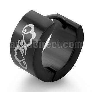 er086 pair of black steel huggies ear hoops w heart design