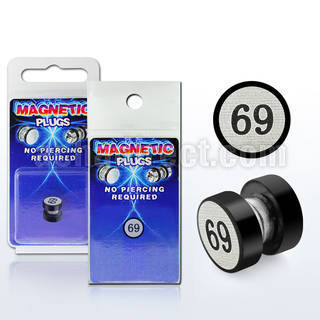 pkmp48 plug falso magnetico acero quirurgico anodizado negro logo 69 8mm 1 pieza distribuidor mayorista