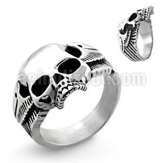 sr173 high polished steel ring with skull and wings design