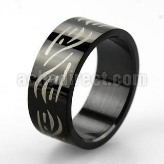 srb8 anillo acero inoxidable anodizado negro tribal grabado laser al por mayor