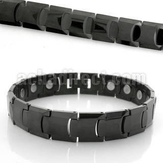 ubk1 black plated tungsten bracelet with interlocking links